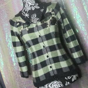 PLAID CARDIGAN XS Karen Nicol *FLAWED* Green Black Lambswool Academia Beaded